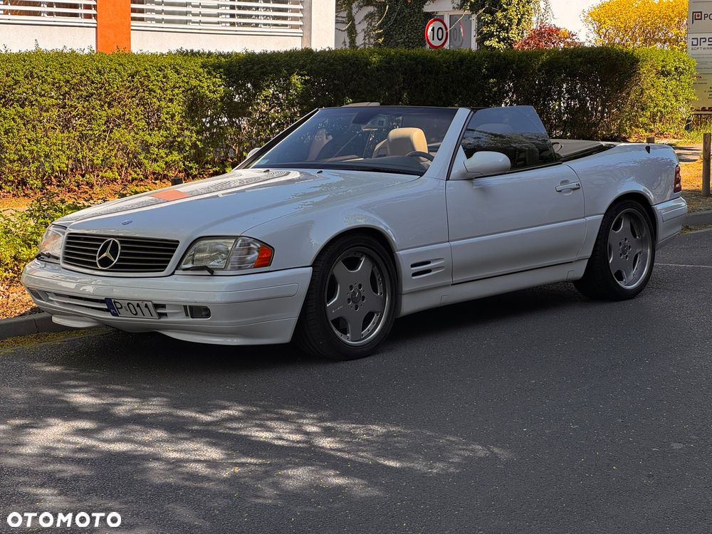 Mercedes-Benz SL - 1