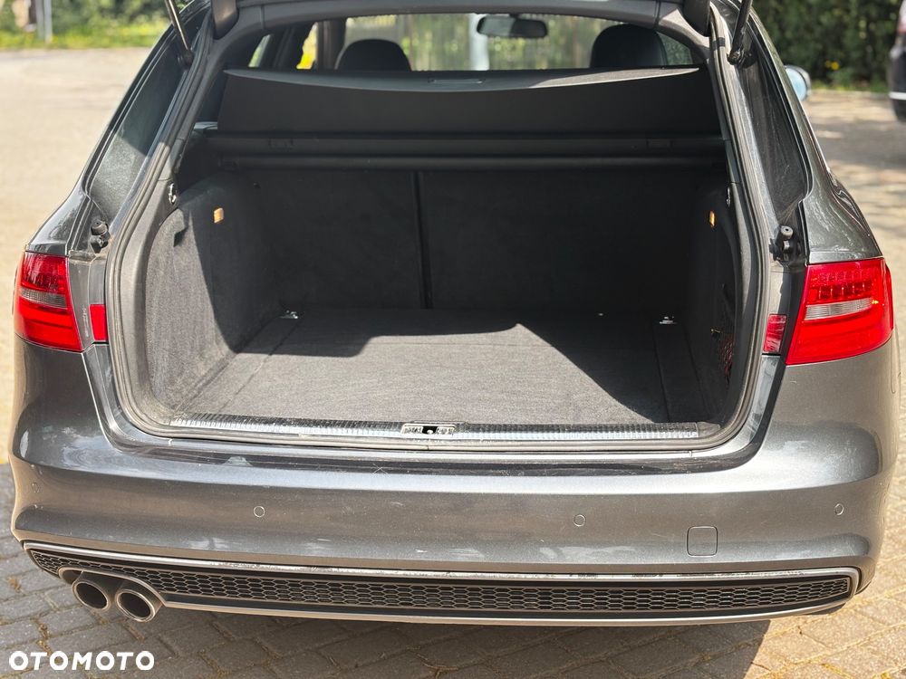 Audi A4 Avant - 22