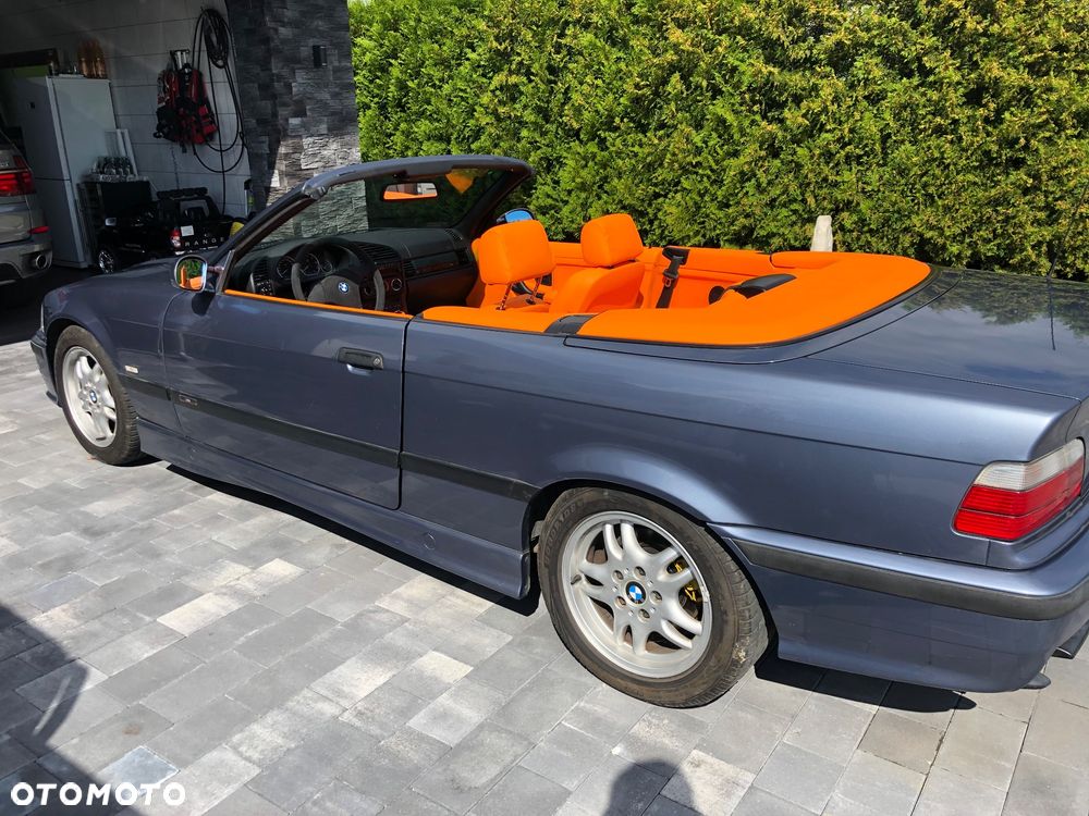 BMW Seria 3 318i - 5