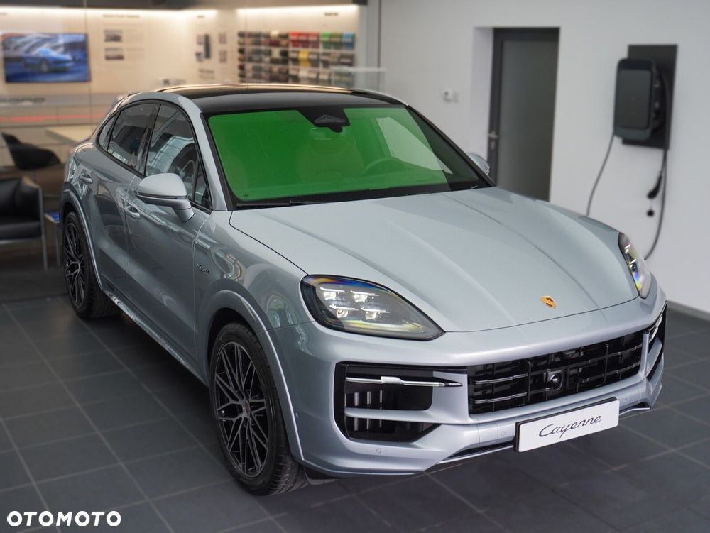 Porsche Cayenne E-Hybrid PHEV Black Edition - 8