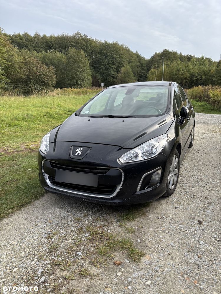 Peugeot 308 2012 photo 2