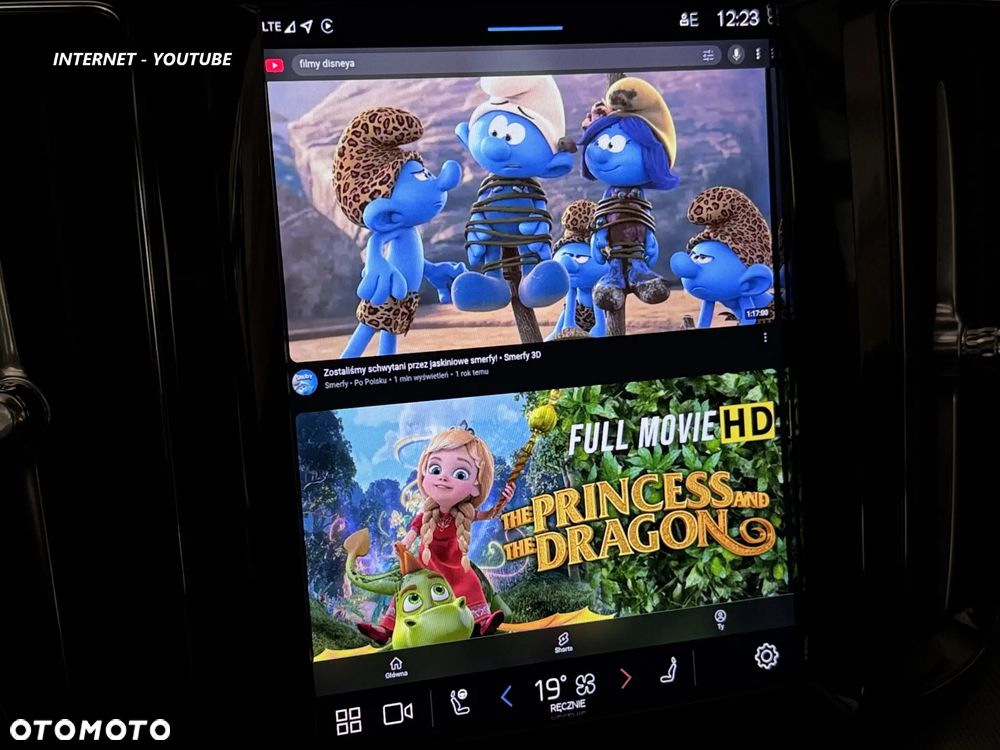 Volvo XC 60 B4 D AWD Plus Dark - 33