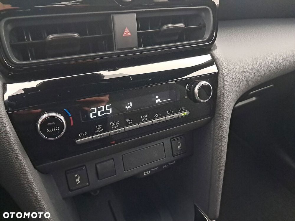 Toyota Yaris Cross Hybrid 1.5 Style - 25