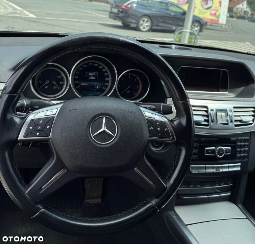 Mercedes-Benz Klasa E 200 T BlueTEC 7G-TRONIC - 9