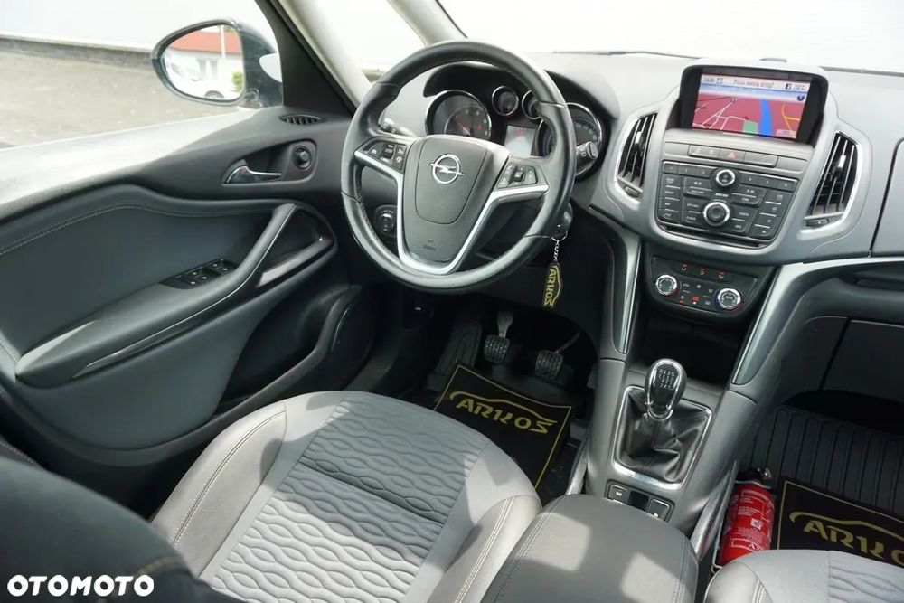 Opel Zafira - 29