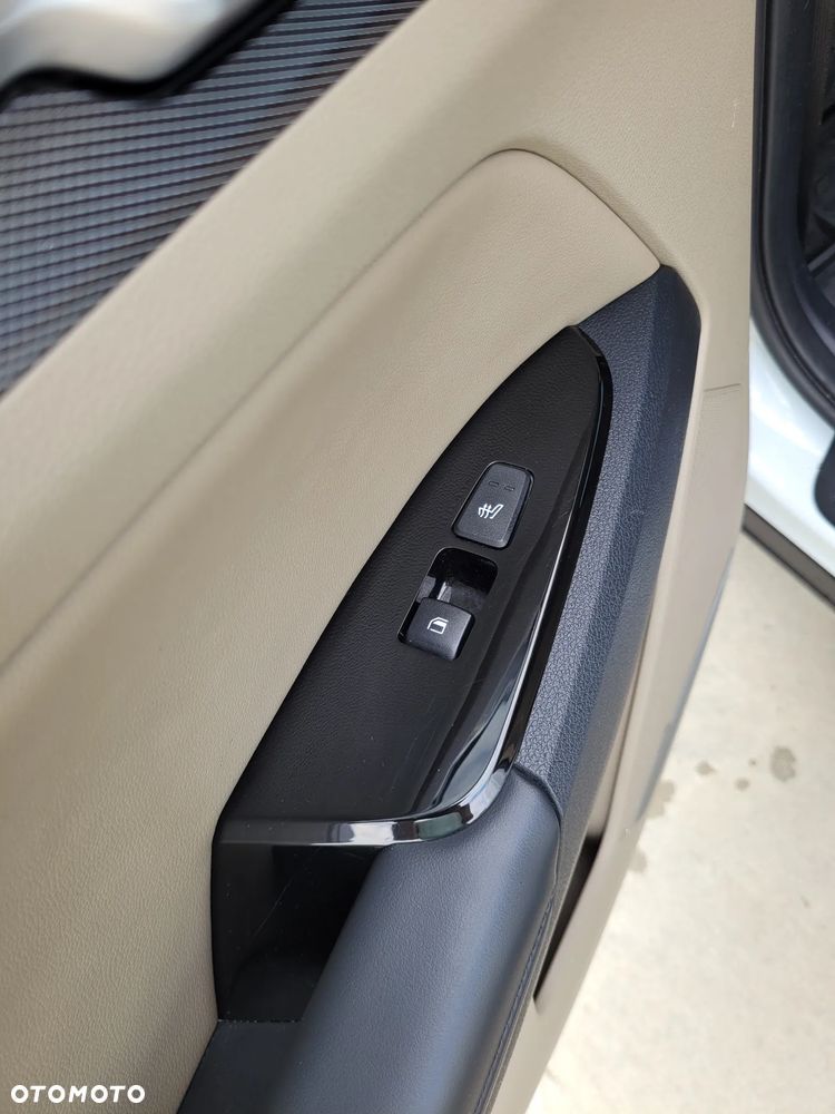 Kia Sportage 1.6 T-GDI HEV Business Line 4WD - 20