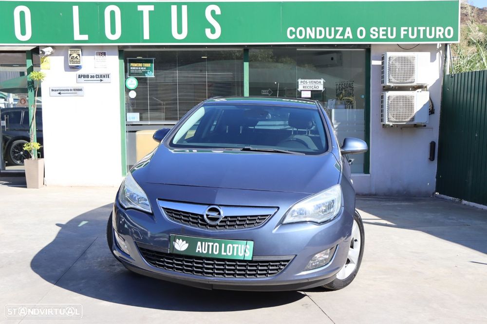 Opel Astra 1.3 CDTi Enjoy - 1