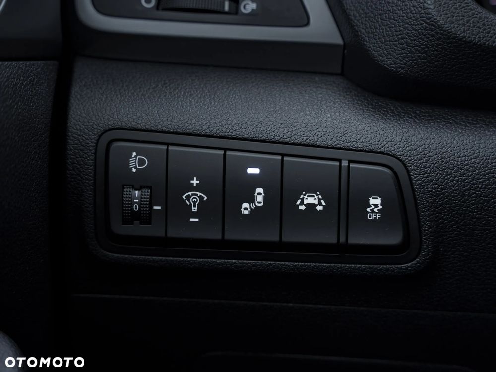 Hyundai Tucson blue 1.7 CRDi 2WD DCT Premium - 40