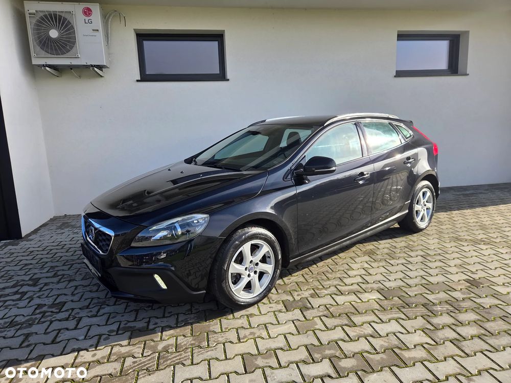 Volvo V40 Cross Country - 6