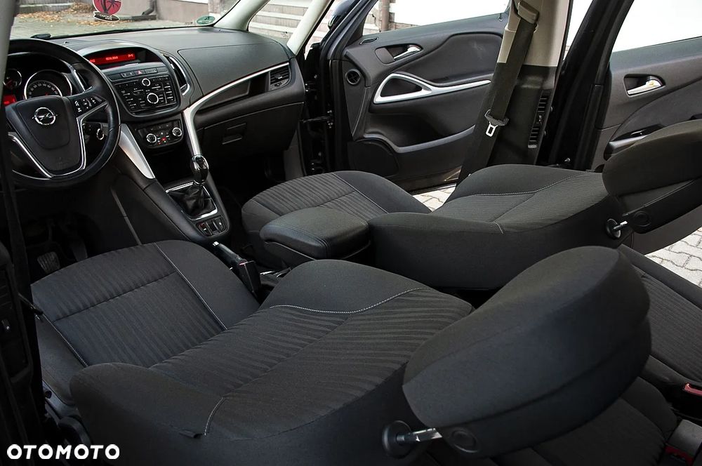 Opel Zafira Tourer 1.4 Turbo Edition - 31