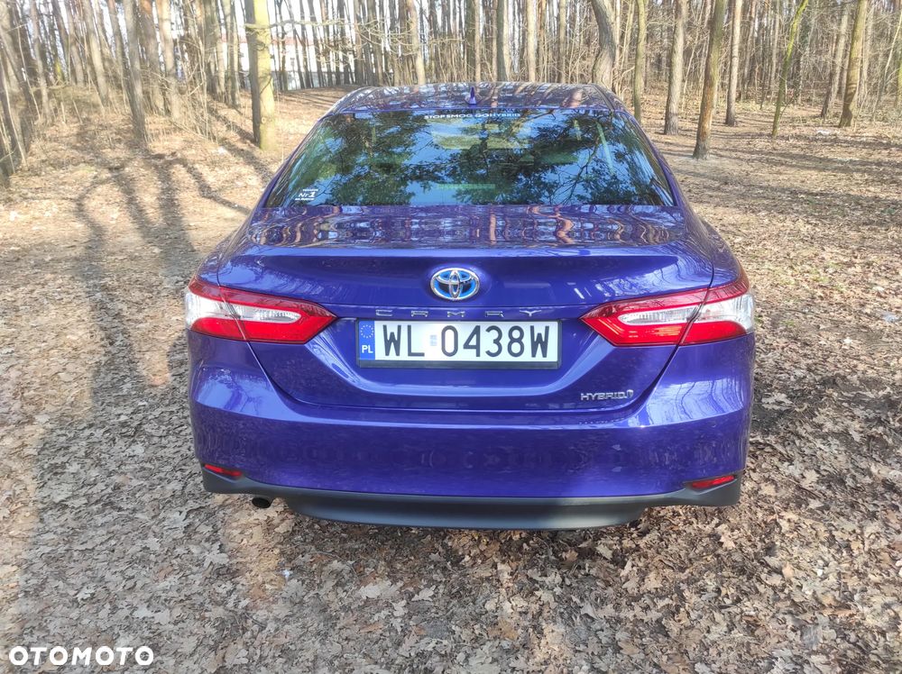 Toyota Camry 2.5 Hybrid Comfort CVT - 11