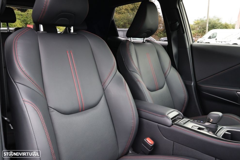 Lexus LBX Emotion - 11