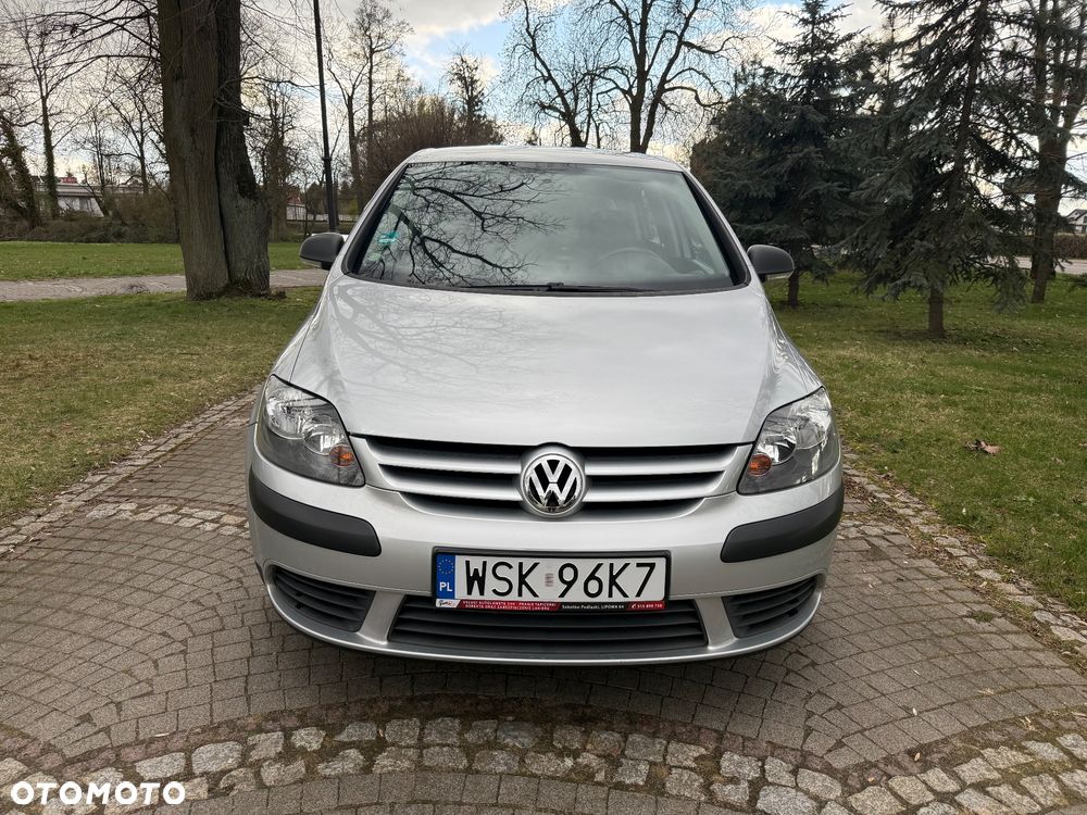 Volkswagen Golf Plus 1.9 TDI DSG Comfortline - 5