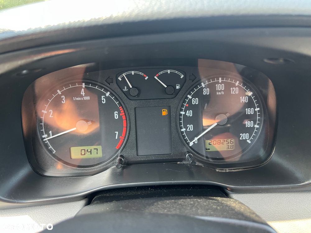 Skoda Octavia 1.6 Classic - 10