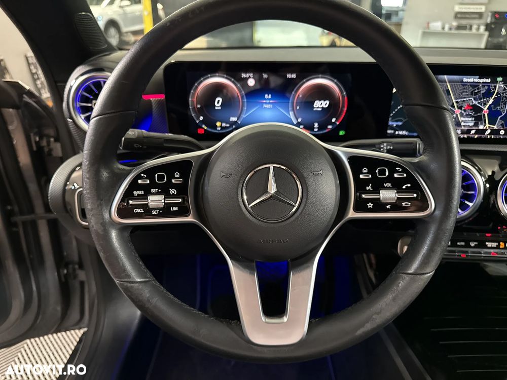 Mercedes-Benz CLA 180 7G-DCT Edition Progressive Line - 17