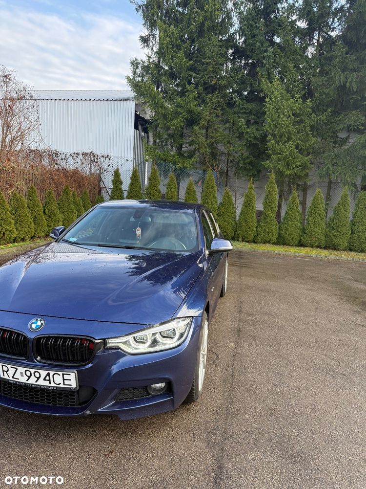 BMW Seria 3 320d Sport Line - 2