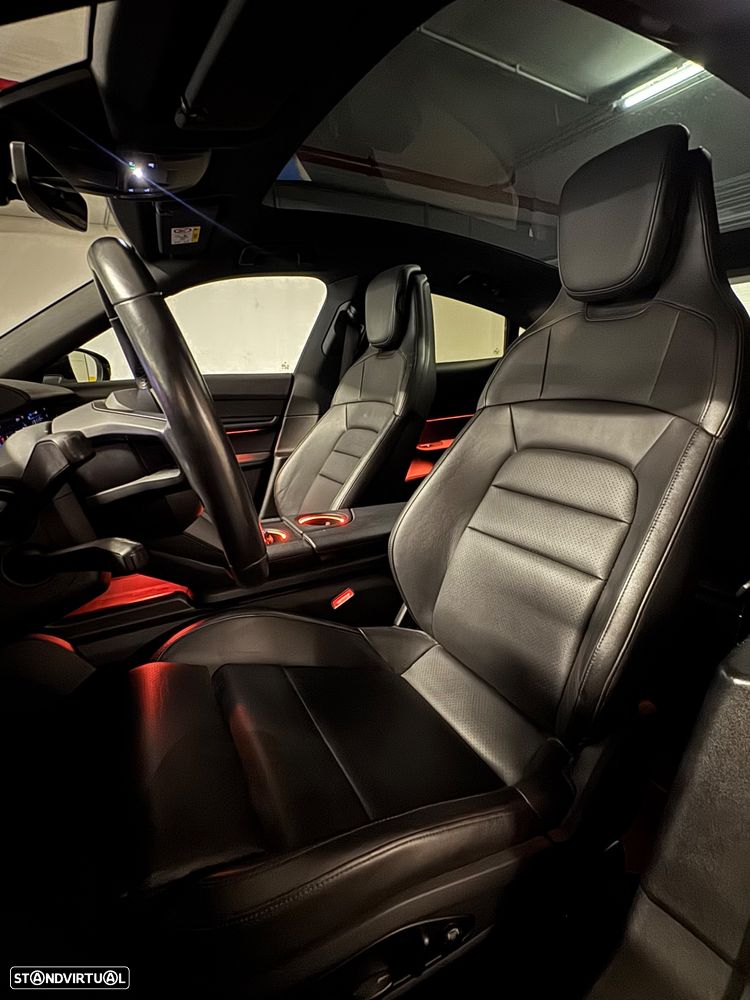 Porsche Taycan 4S - 7