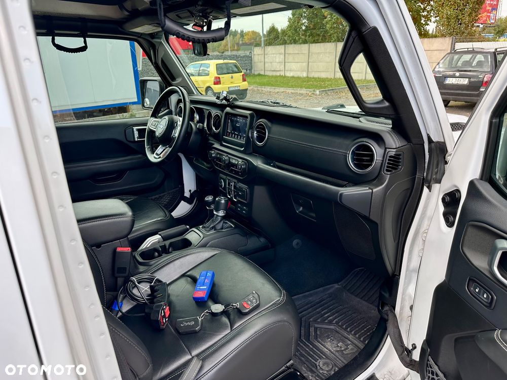 Jeep Wrangler Unlimited GME 2.0 Turbo Sahara - 22