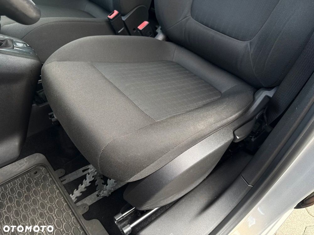 Opel Meriva - 13