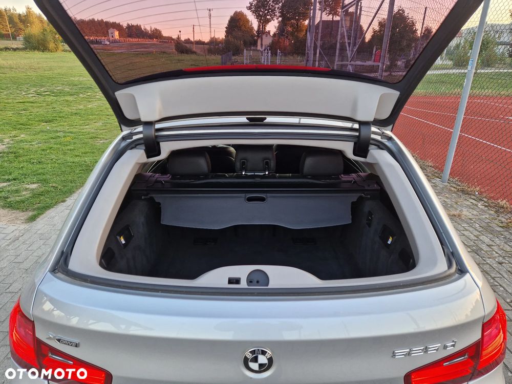 BMW Seria 5 525d xDrive Luxury Line - 26