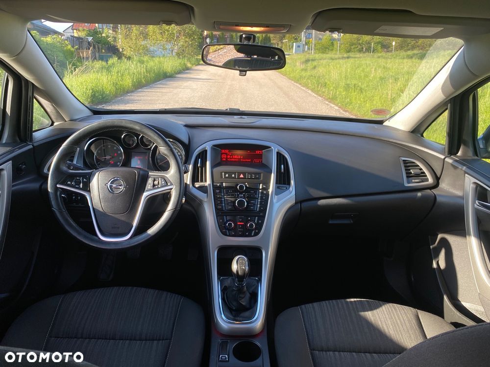 Opel Astra 1.4 Turbo Design Edition - 8