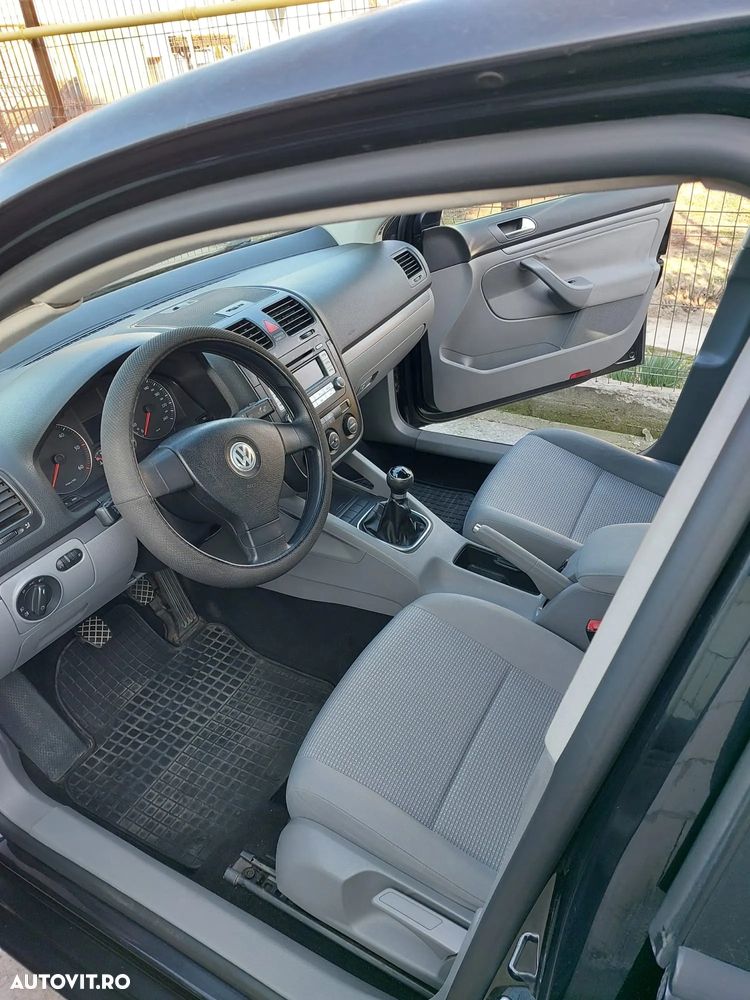 Volkswagen Jetta 1.9 TDI Comfortline - 17