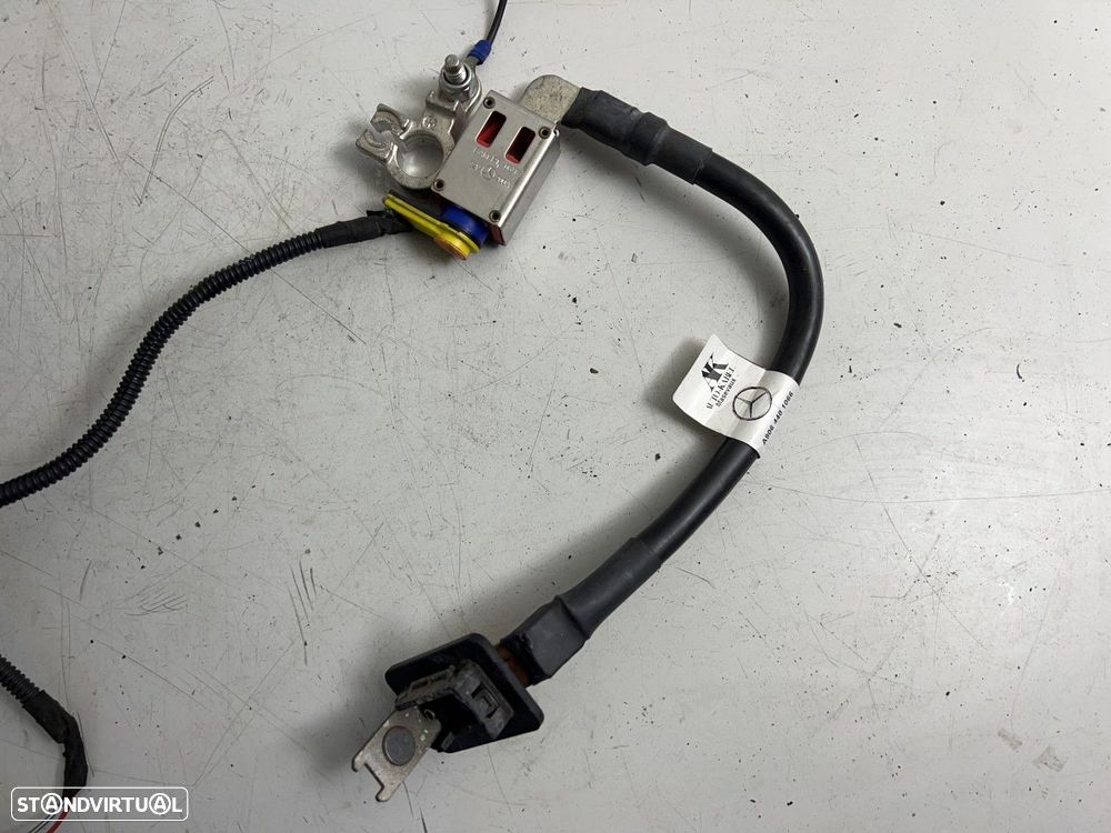 Cabos da Bateria Usado MERCEDES-BENZ SPRINTER 3,5-t (906) 313 CDI REF. A90644010... - 3