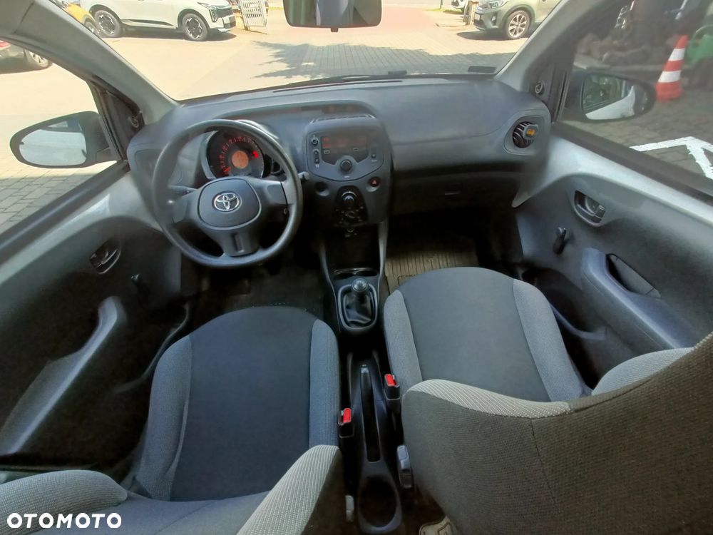 Toyota Aygo 1.0 VVT-i Sprint EU6 - 11