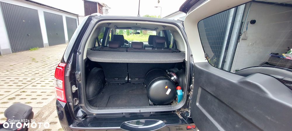 Suzuki Grand Vitara 2.4 De Luxe - 10