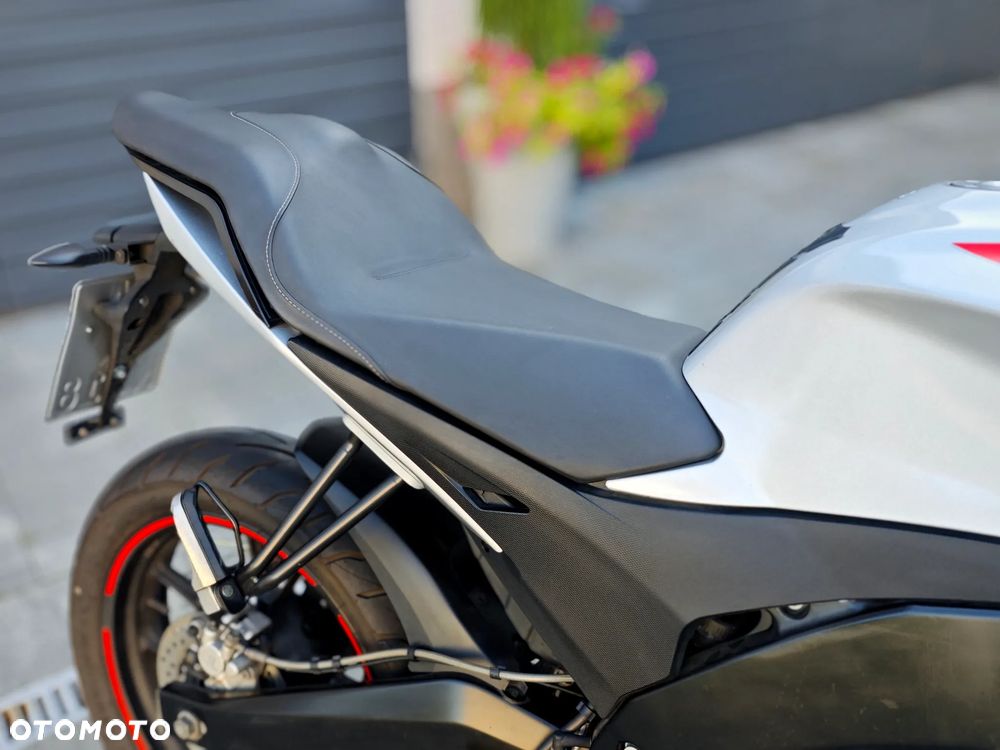 Aprilia Tuono - 23