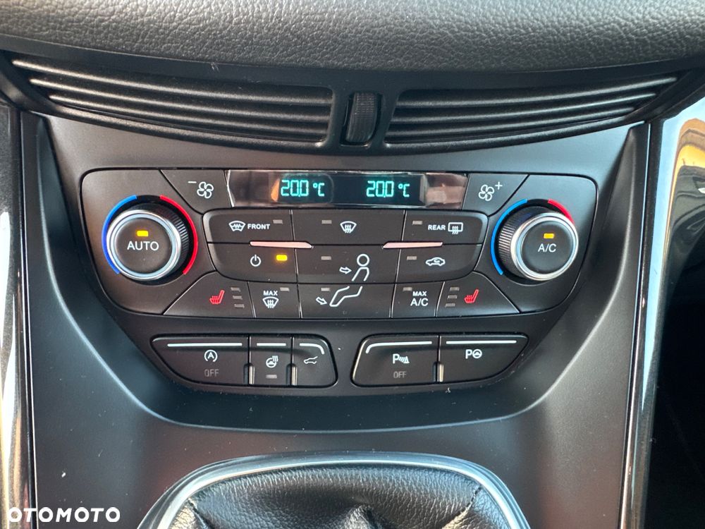 Ford Kuga 1.5 EcoBoost 2x4 ST-Line - 35