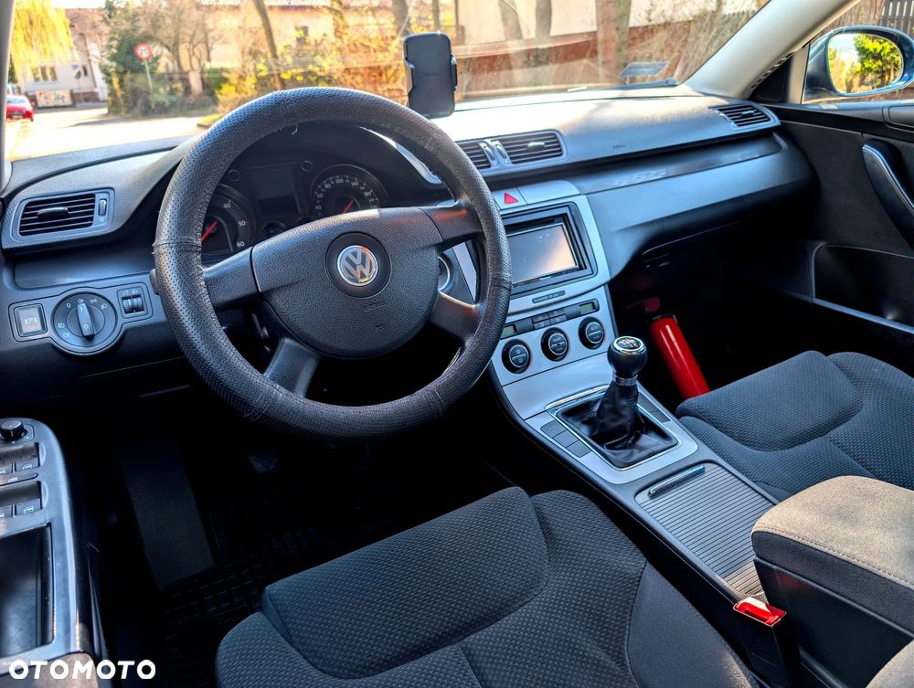 Volkswagen Passat 1.9 TDI Comfortline - 15