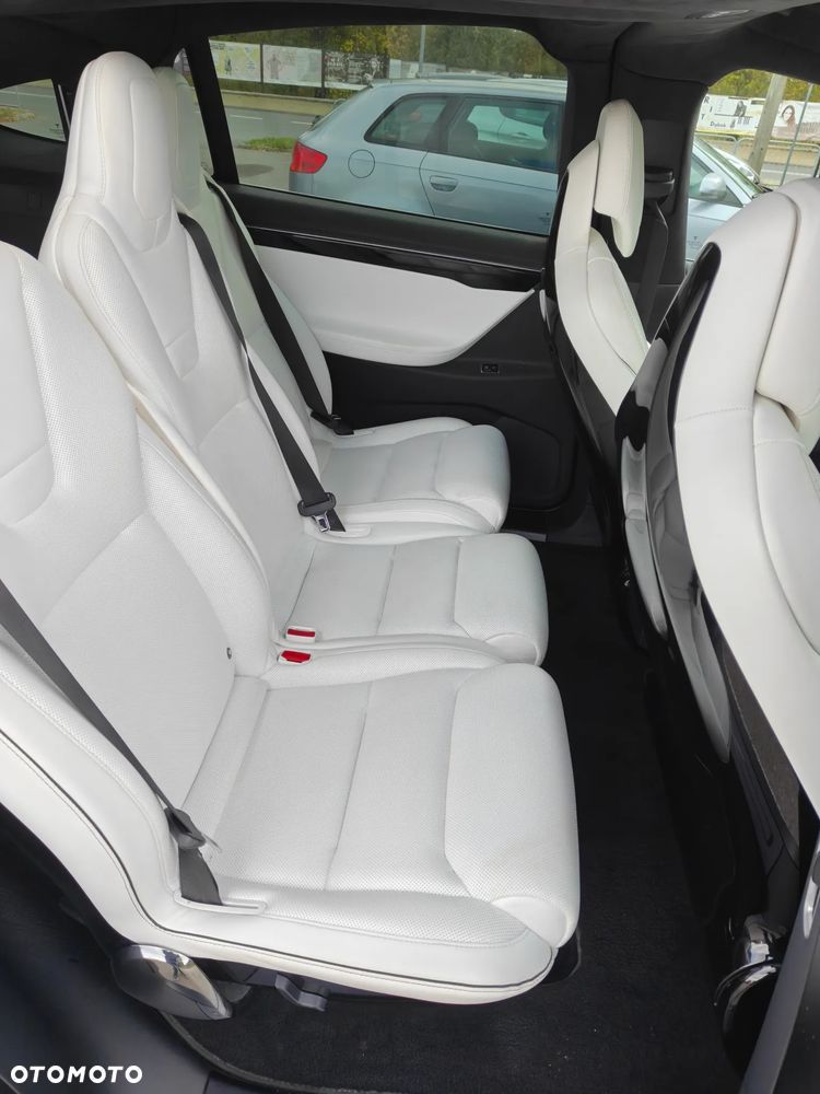 Tesla Model X Long Range Plus - 15