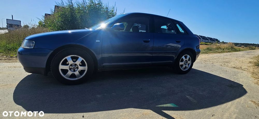 Audi A3 Sportback 1.6 Ambition - 10