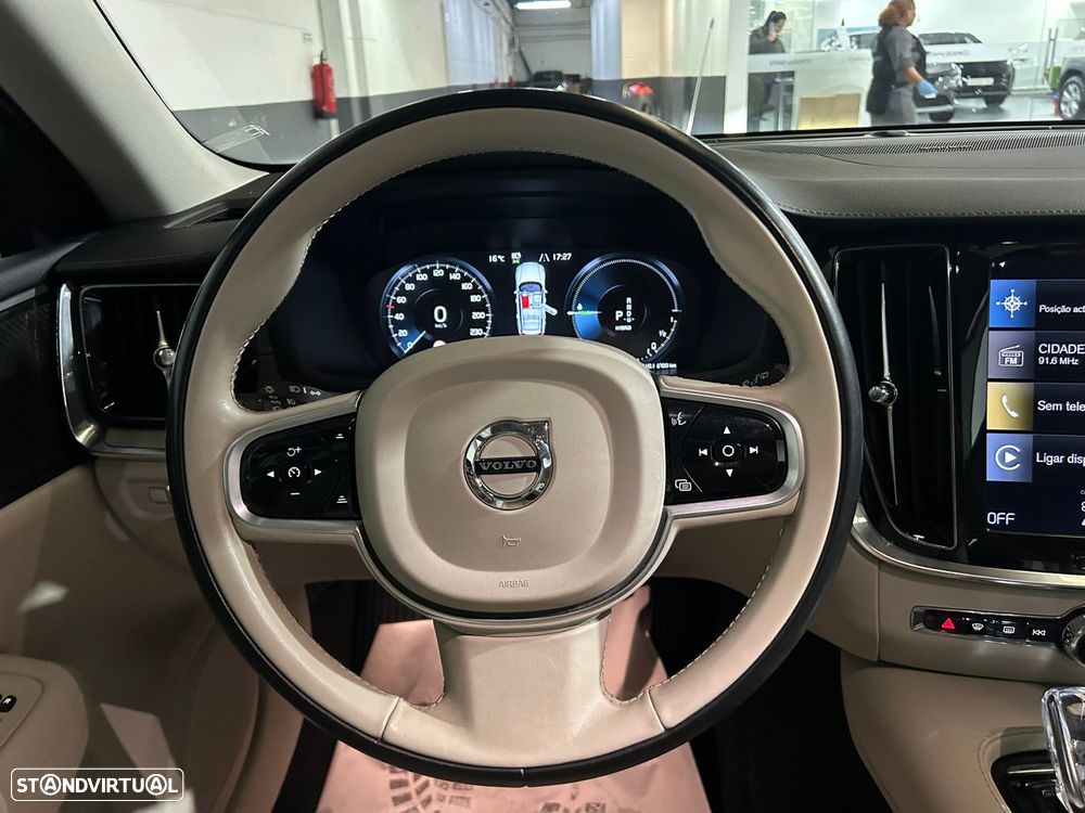 Volvo V60 2.0 T6 AWD TE Inscription Expression - 24