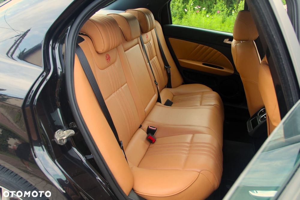 Alfa Romeo 159 1.9 JTDM 16V DPF ti - 31