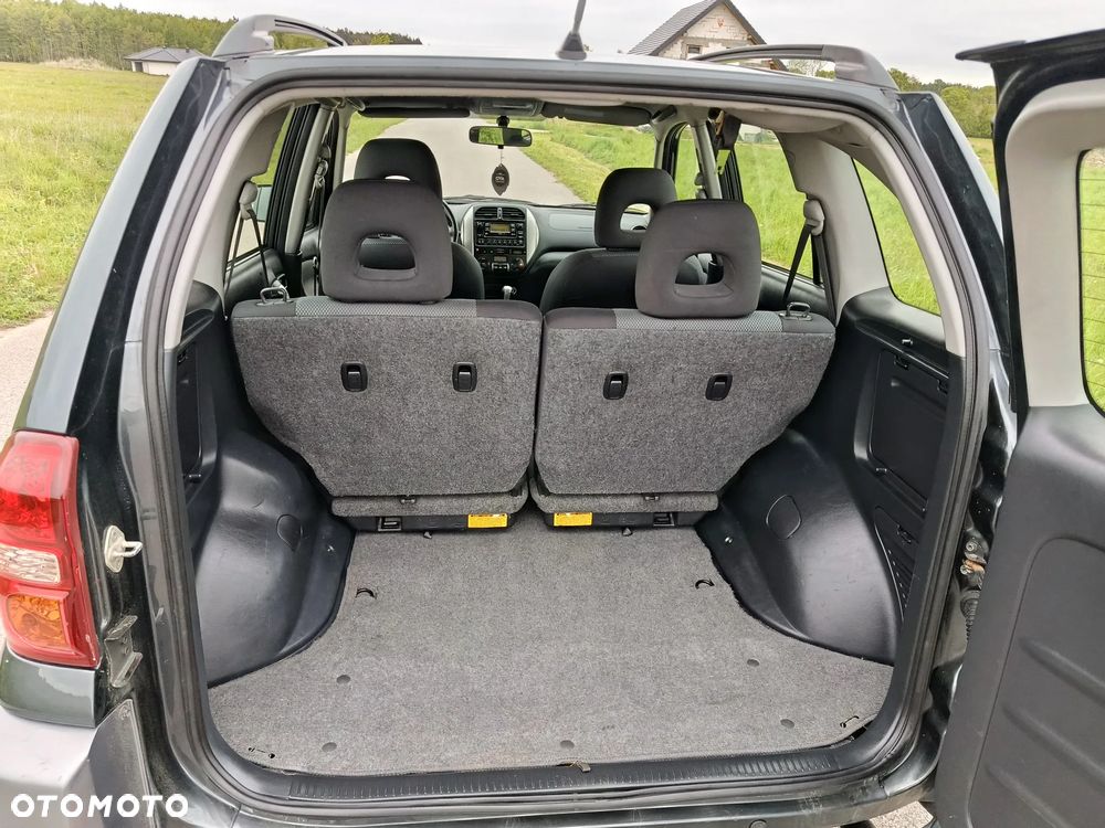 Toyota RAV4 D-4D 4x4 Edition - 8