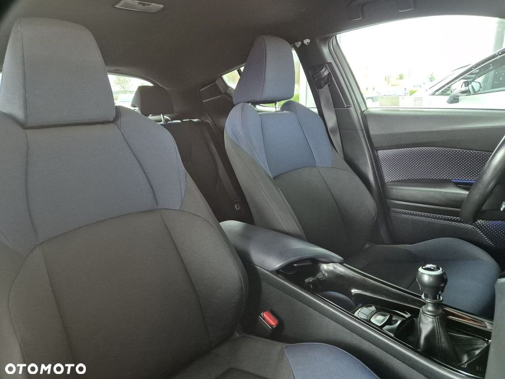 Toyota C-HR 1.2 T Dynamic - 14