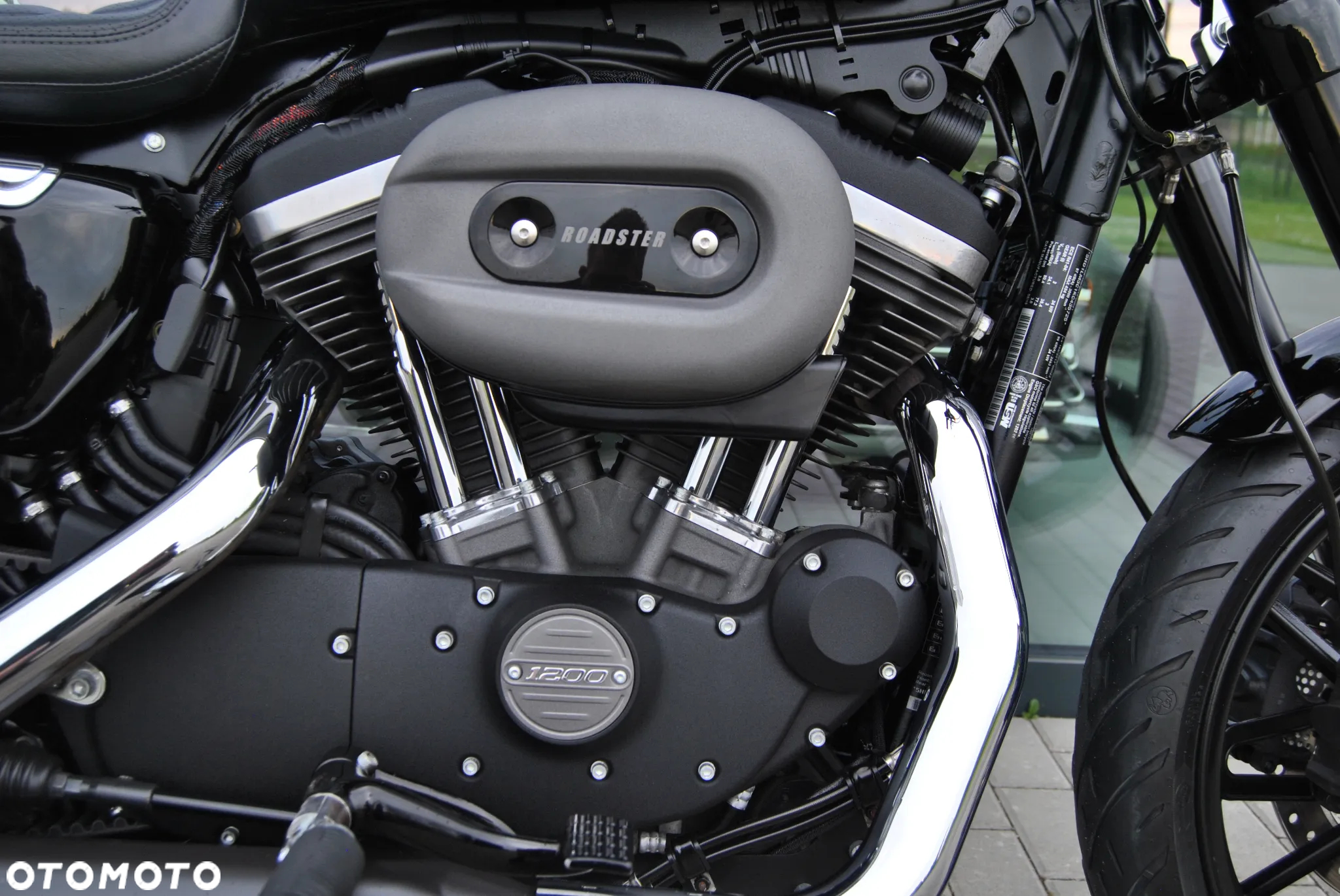 Harley-Davidson Sportster Roadster 1200R - 11