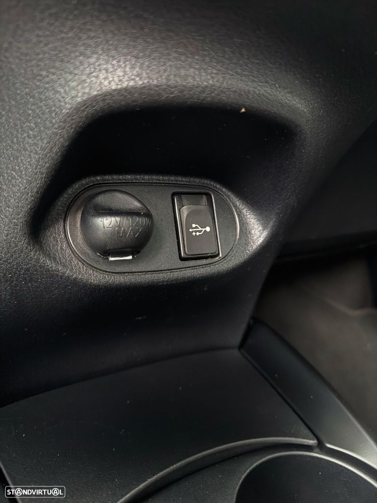 Toyota Yaris 1.0 VVT-i ACtive+AC - 23