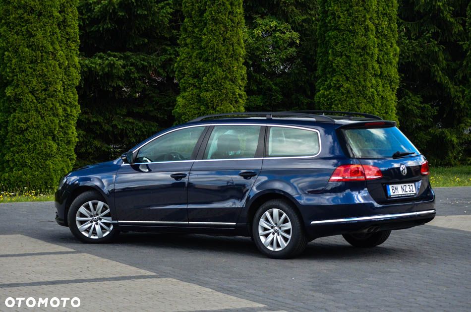 Volkswagen Passat Variant 2.0 Blue TDI SCR Comfortline - 19