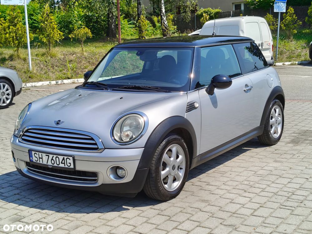 MINI Cooper 50 Mayfair - 14