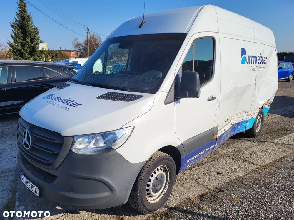 Mercedes-Benz 317 - 3