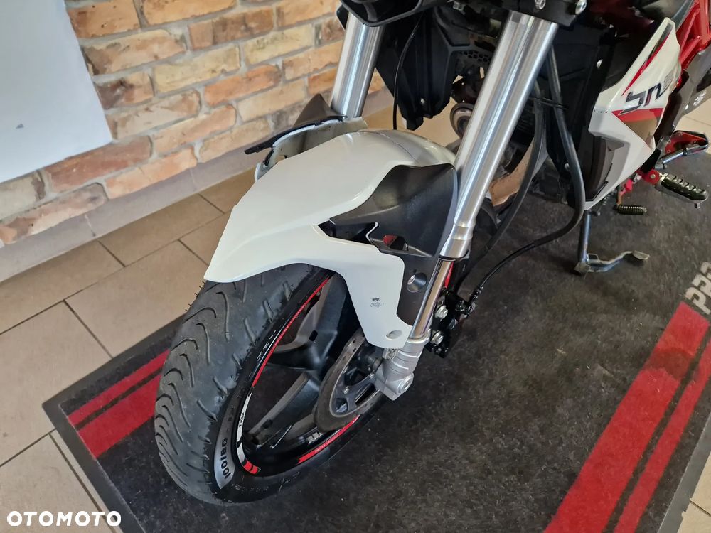 Benelli BN 125 - 12