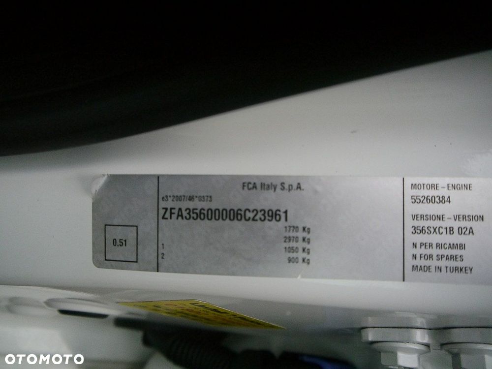 Fiat Tipo 1.6 MultiJet 16v Lounge - 34