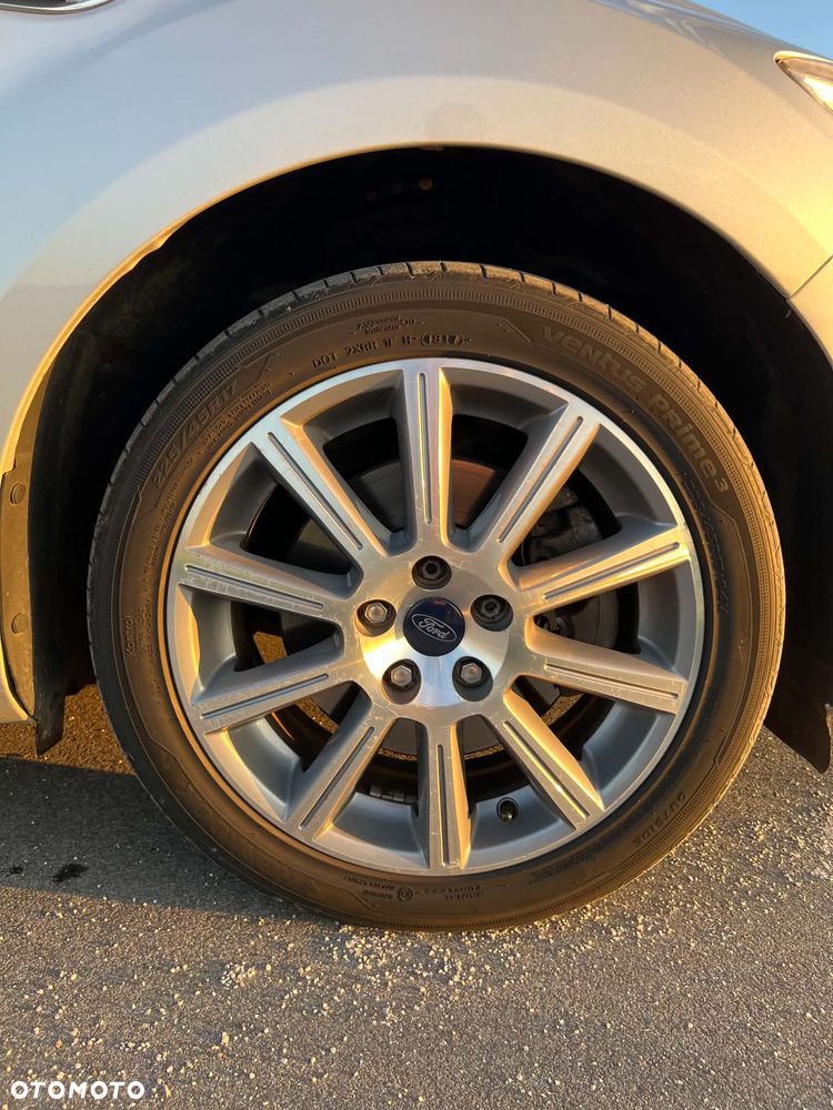 Ford Mondeo - 15