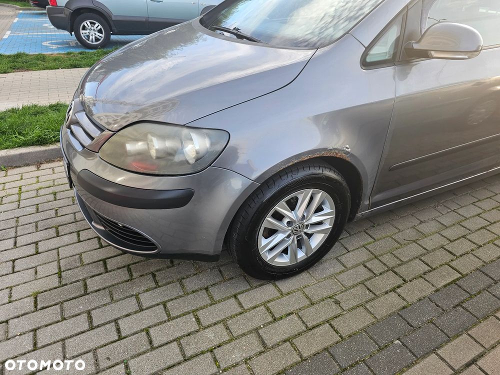 Volkswagen Golf Plus - 10