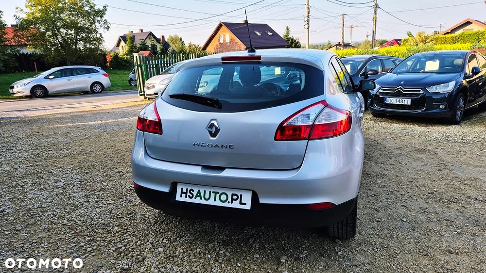 Renault Megane 1.6 16V 110 Paris Business - 17