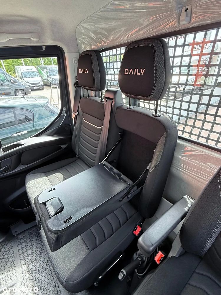 Iveco DAILY 50C18A8HZ DO 3500KG AUTOMAT OKAZJA OD RĘKI - 33