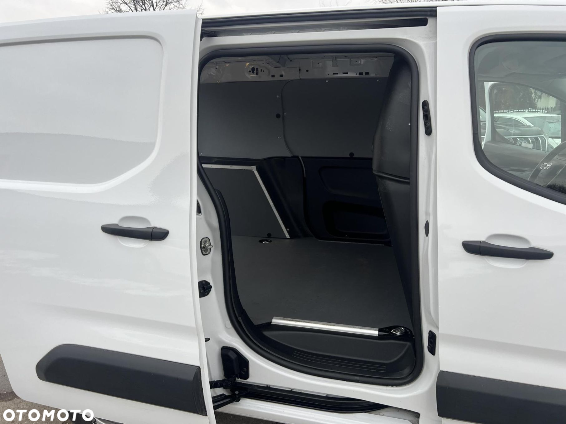 Toyota PROACE CITY - 17